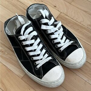 SOLD | Maison Margiela lace-up sneakers